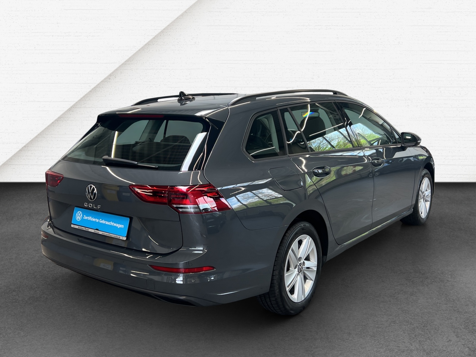 Golf VIII Variant 2.0 TDI Life LED TravelAssist Navi Rückkamera