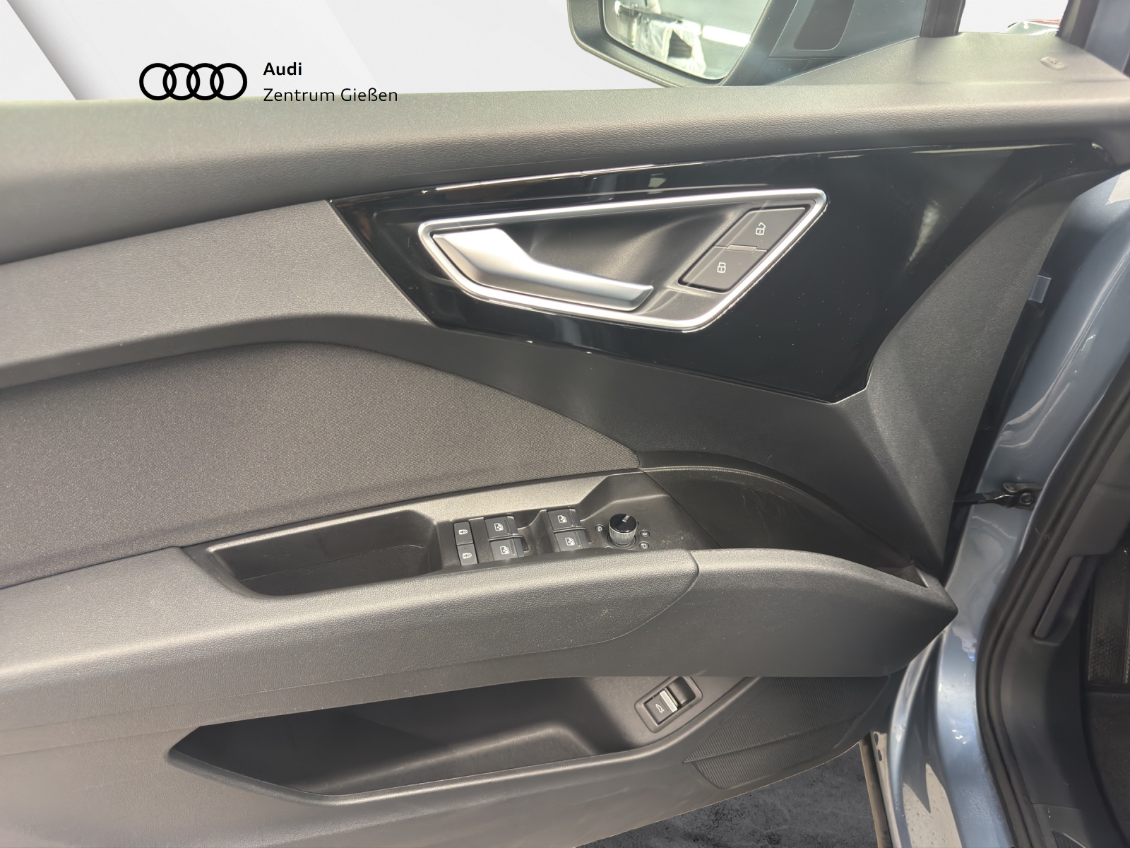 Q4 e-tron 50 quattro AHK Matrix-LED Assistenzpaket Navi