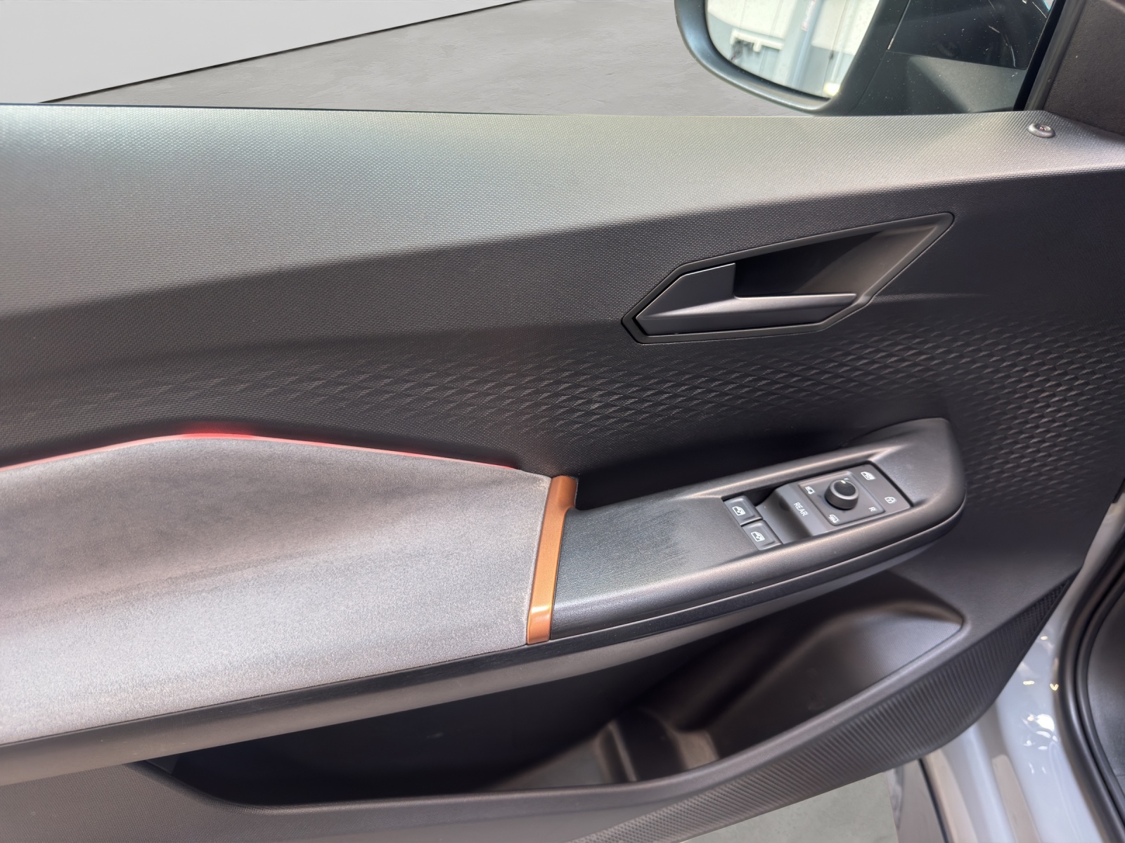 Cupra Born 150 kW SmartLink LED