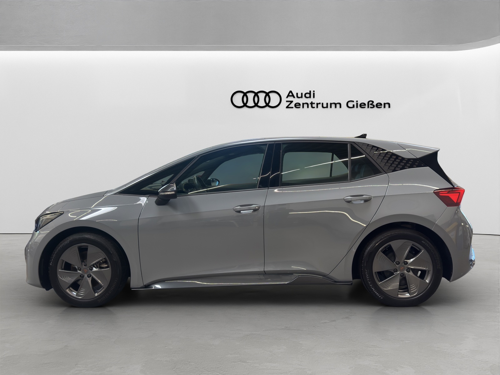 Cupra Born 150 kW SmartLink LED