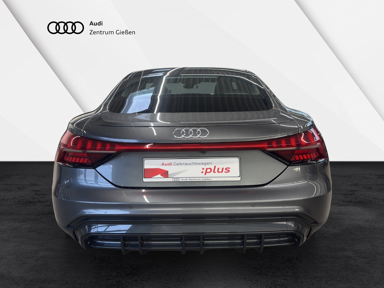 e-tron GT quattro B&O Designpaket lederfrei 360°Kamera