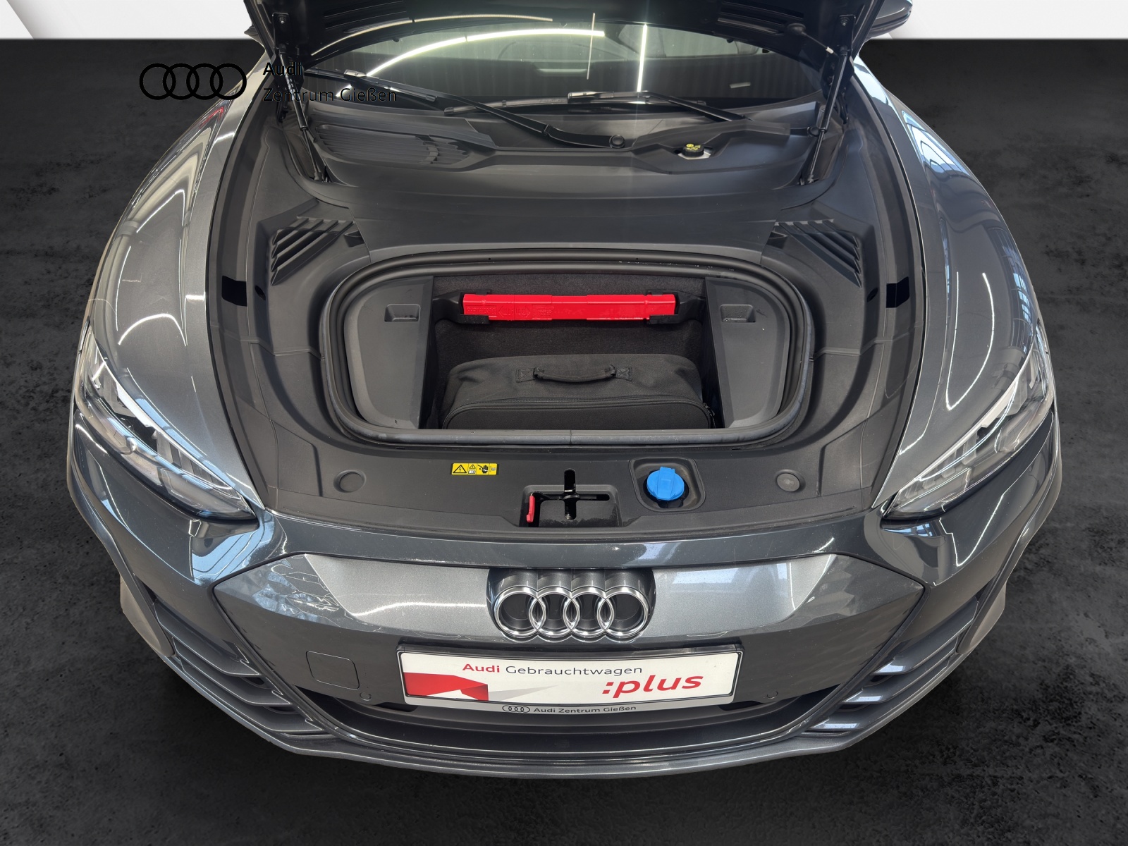 e-tron GT quattro B&O Designpaket lederfrei 360°Kamera