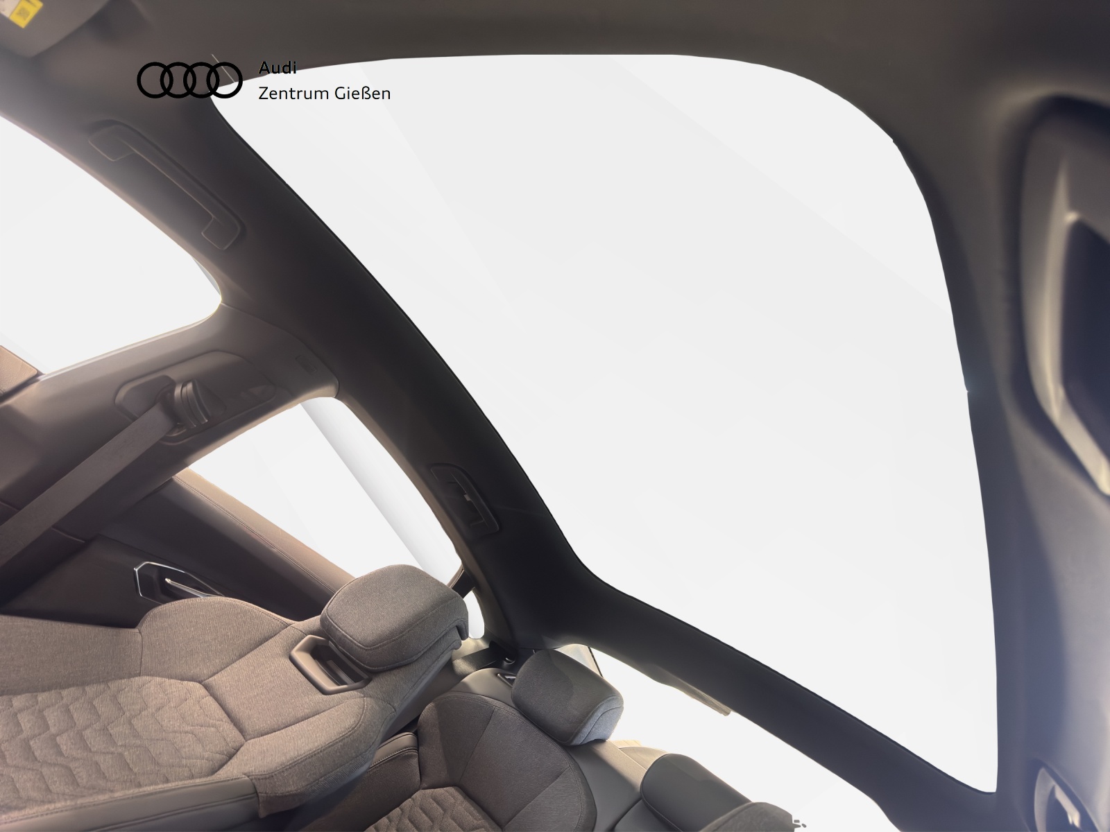 e-tron GT quattro B&O Designpaket lederfrei 360°Kamera