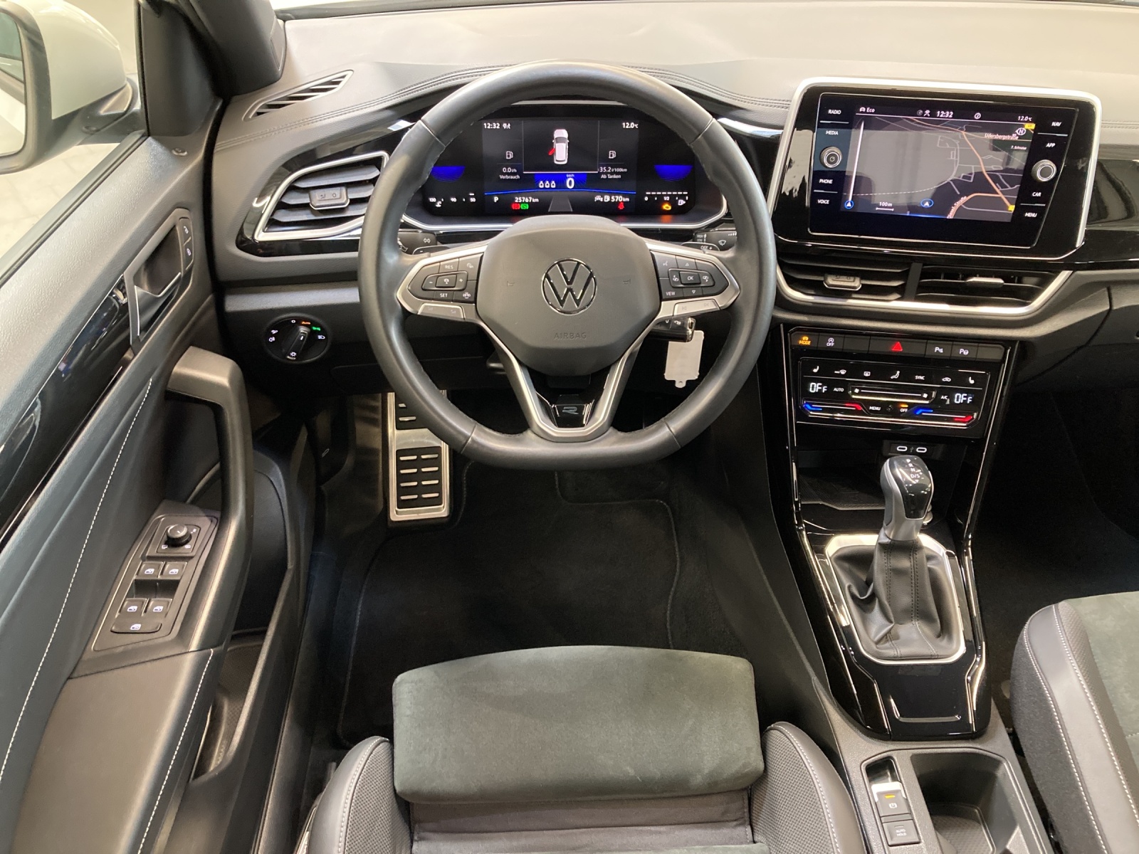 T-Roc TSI DSG R-Line LED-Plus ACC Navi