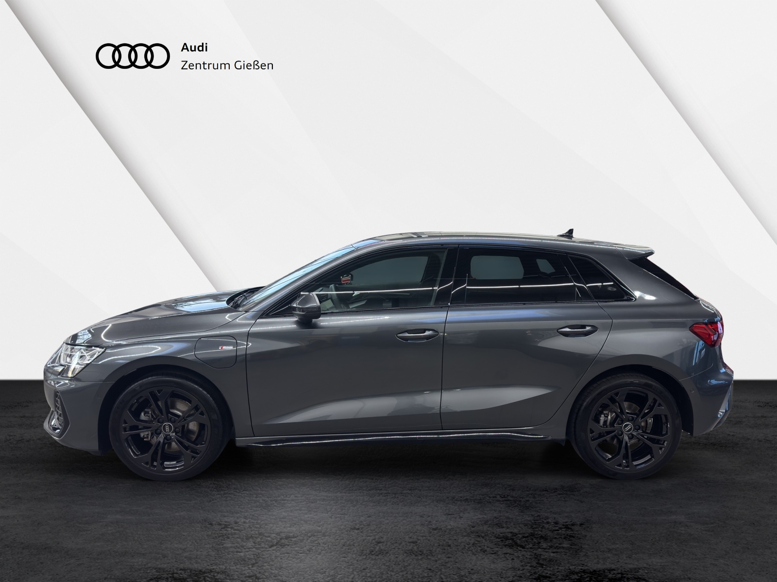 A3 Sportback 40 TFSI e S line Black Assistenzpakete