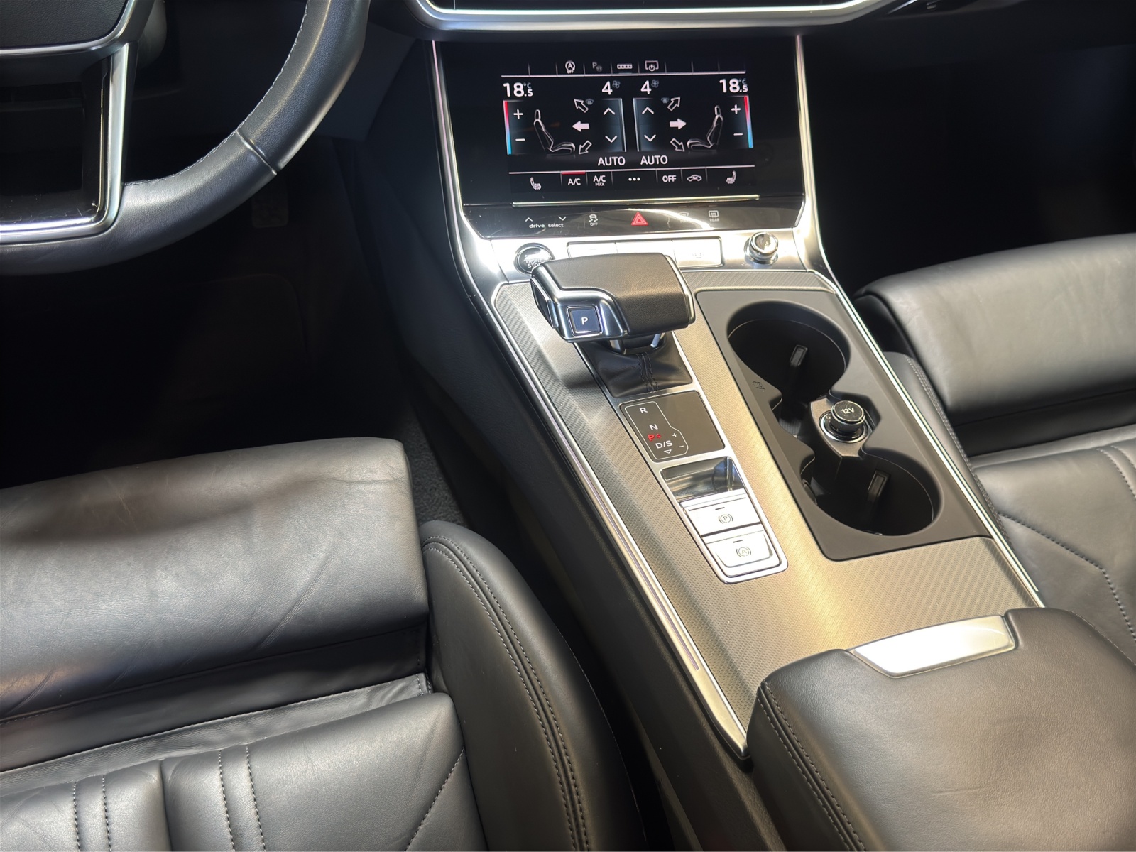 A6 Limousine 40 TDI quattro sport Black LED Navi Assistenzpaket Tour