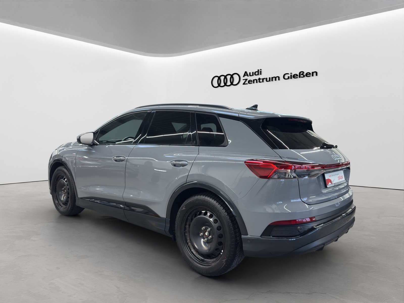 Q4 e-tron 45 quattro S line Black Matrix-LED Kamera Navi