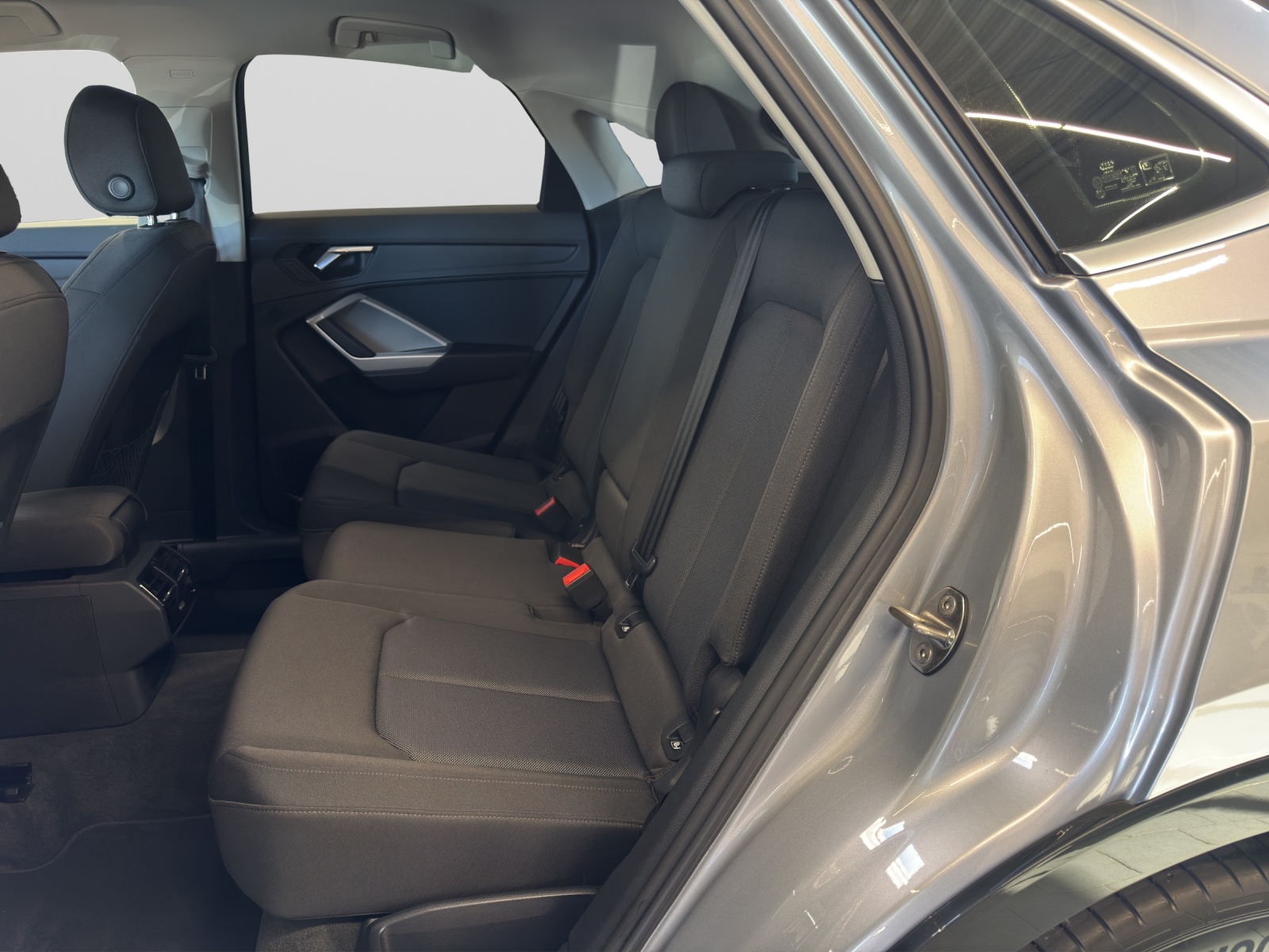 Q3 Sportback 45 TFSI e basis AHK Navi LED Kamera