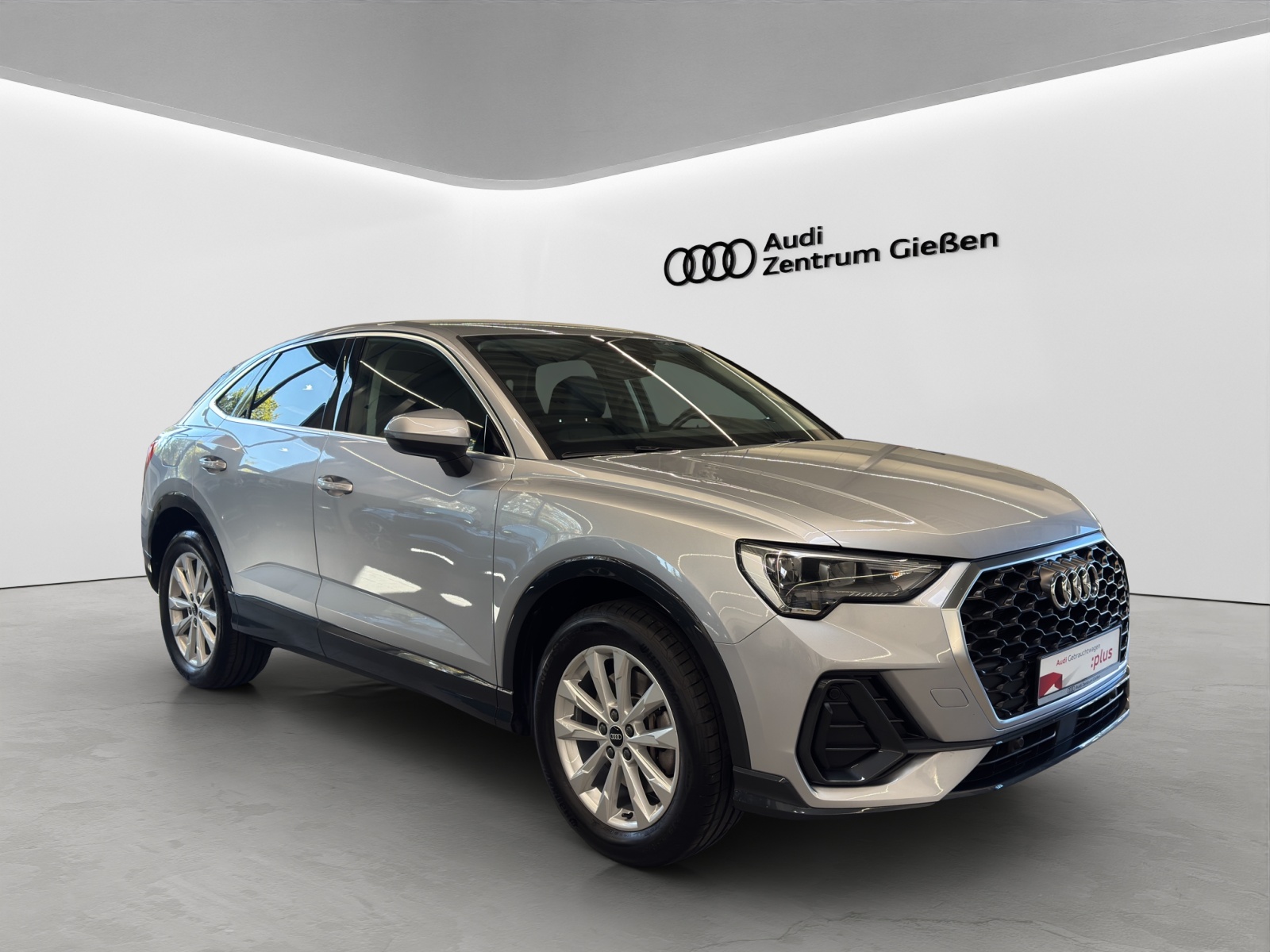 Q3 Sportback 45 TFSI e basis AHK Navi LED Kamera
