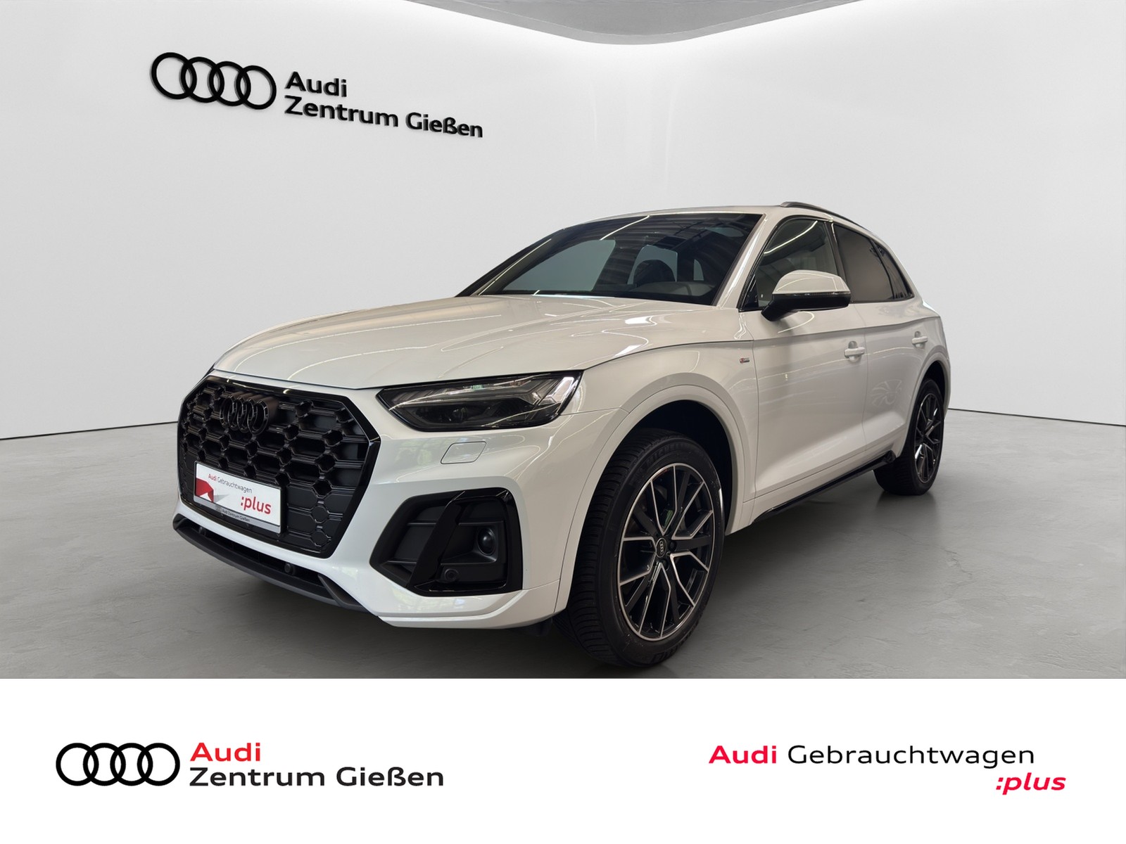 Q5 40 TDI quattro S line Black AHK Pano Matrix Assistenzpakete