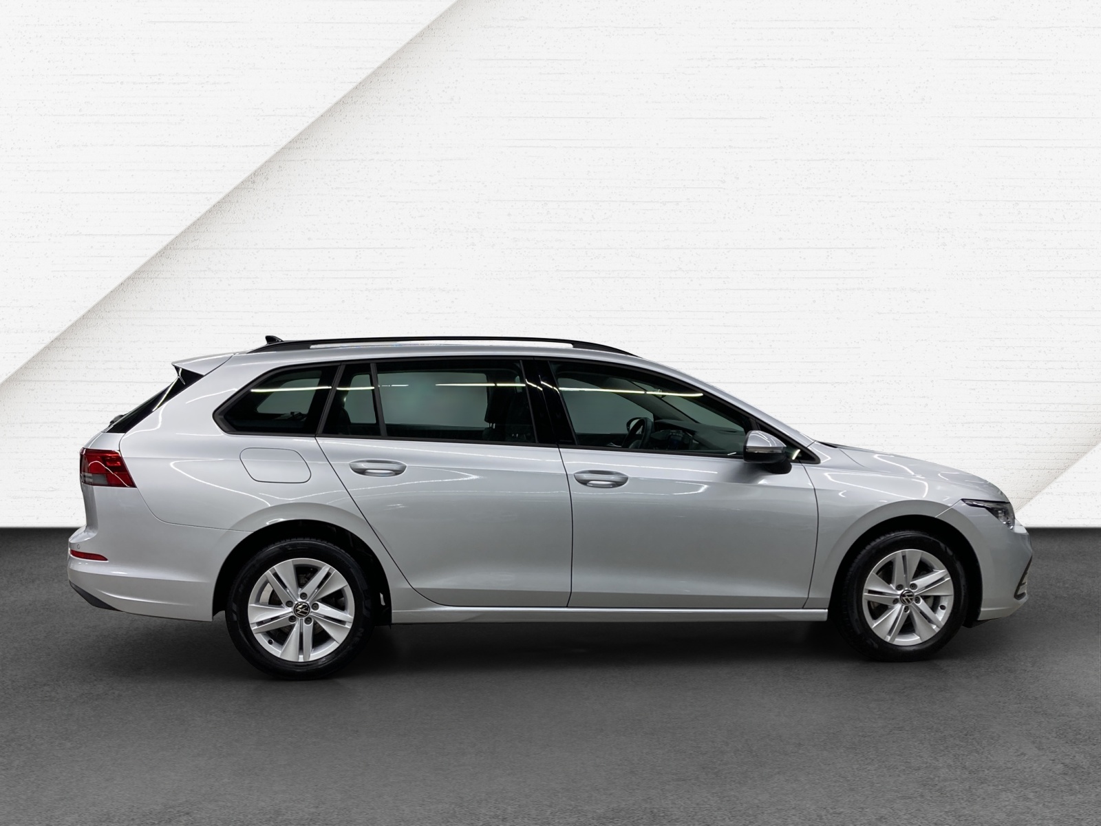 Golf 8 Variant eTSI DSG Life Navi TravelAssist