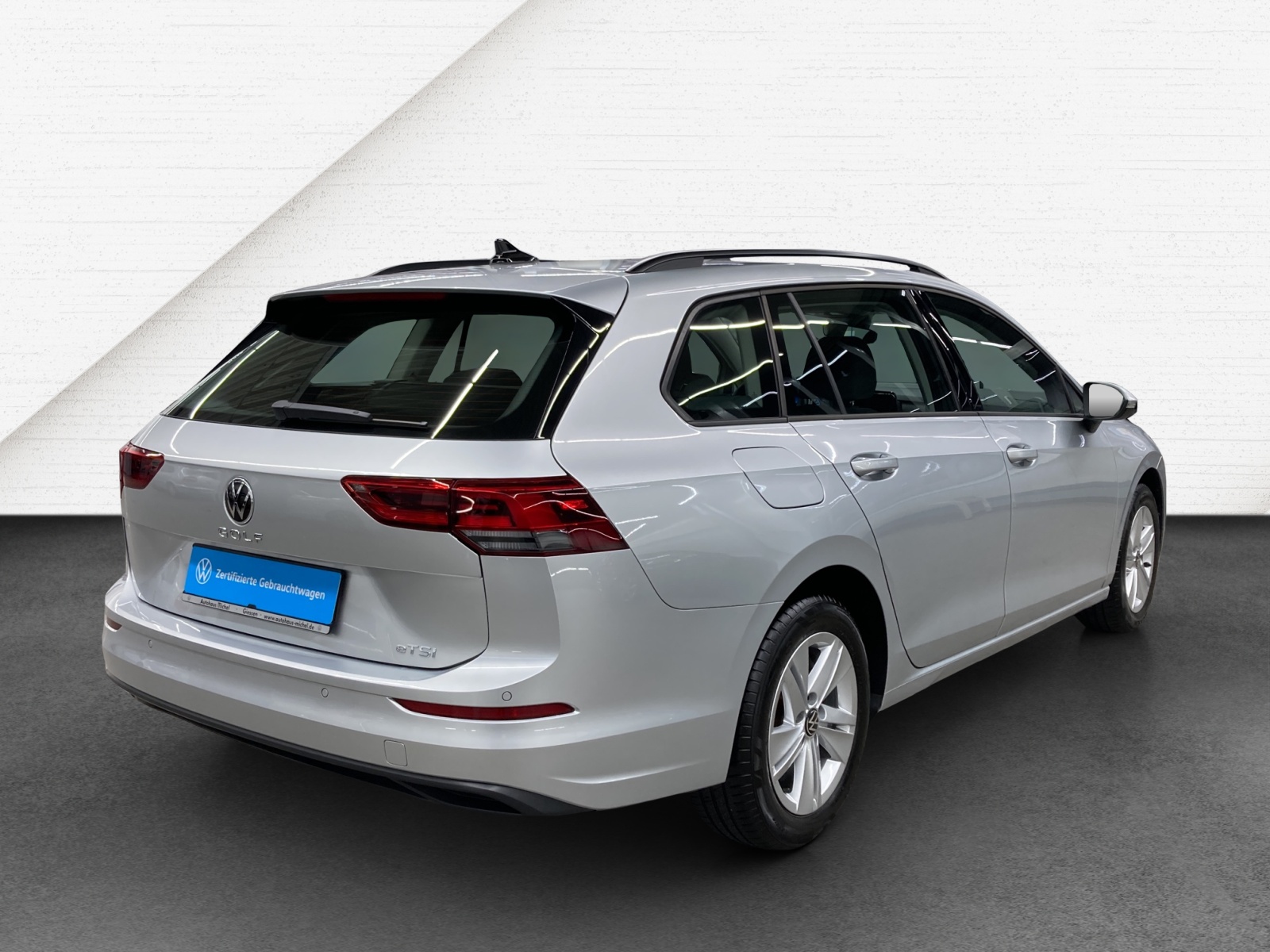 Golf 8 Variant eTSI DSG Life Navi TravelAssist