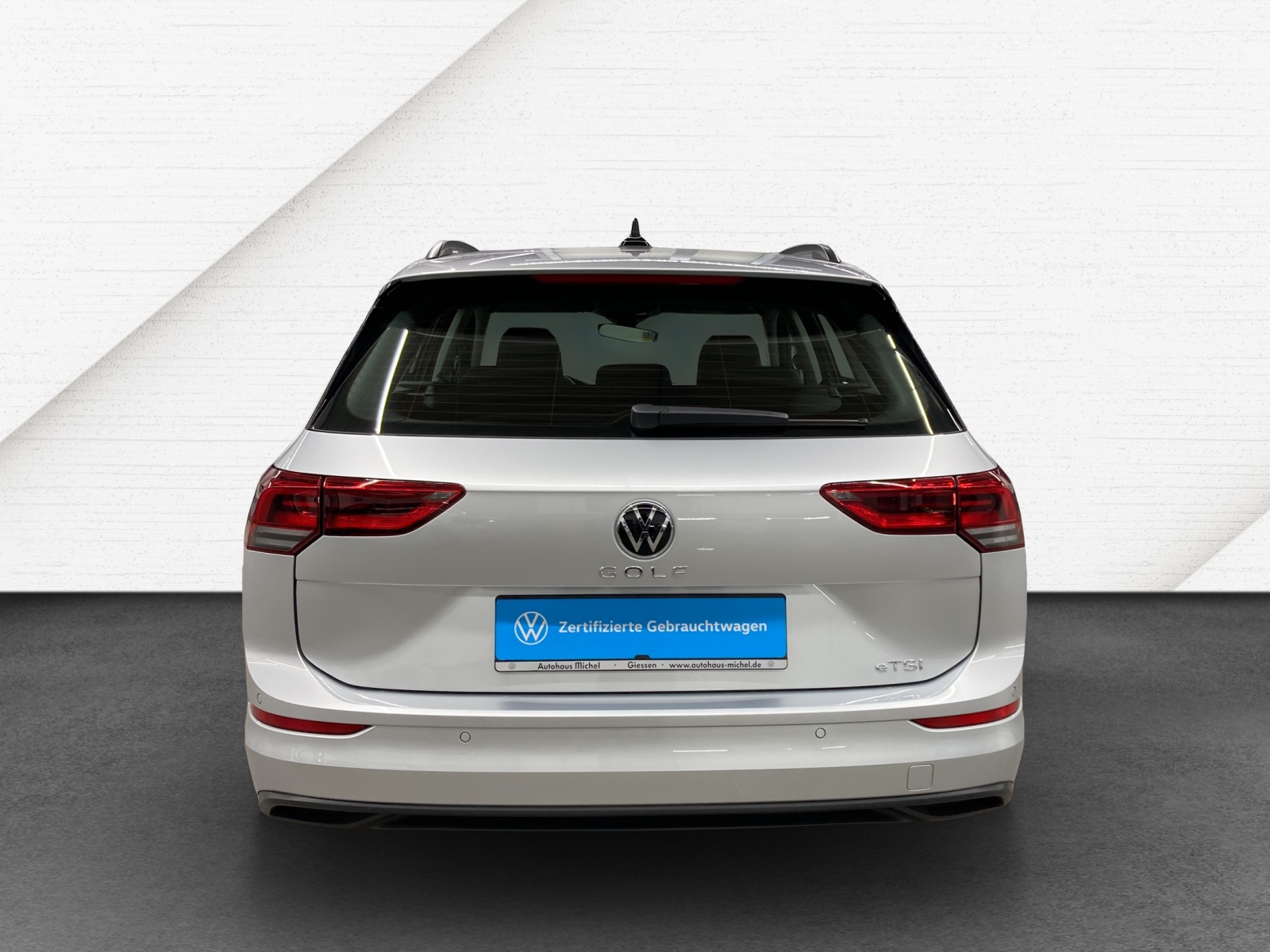 Golf 8 Variant eTSI DSG Life Navi TravelAssist