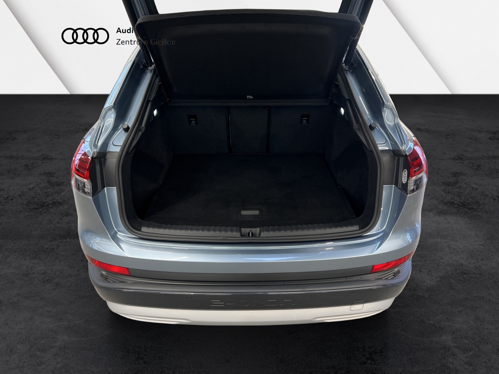 Q4 e-tron Sportback 50 quattro PANO SONOS MMI Navi