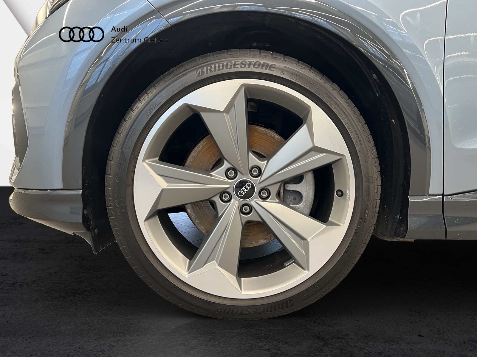 Q4 e-tron Sportback 50 quattro PANO SONOS MMI Navi