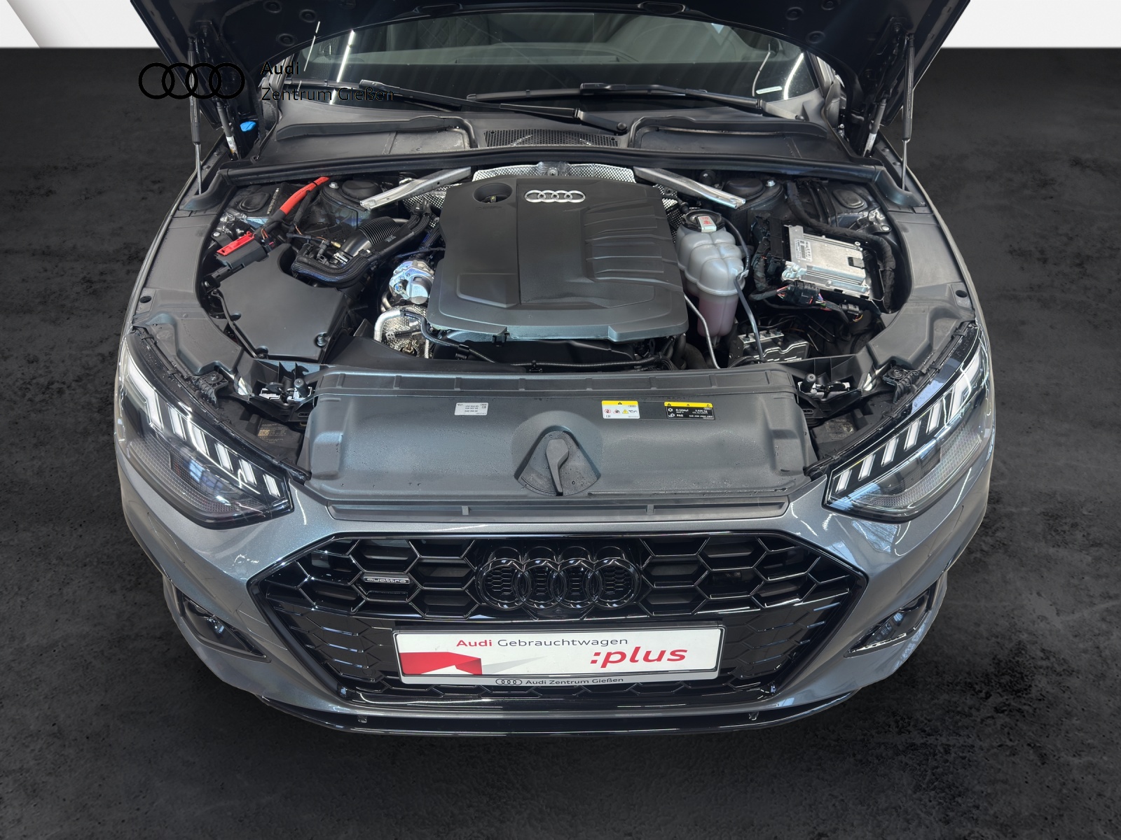 A4 Avant 40 TDI quattro S line Black AHK B&O Pano Matrix