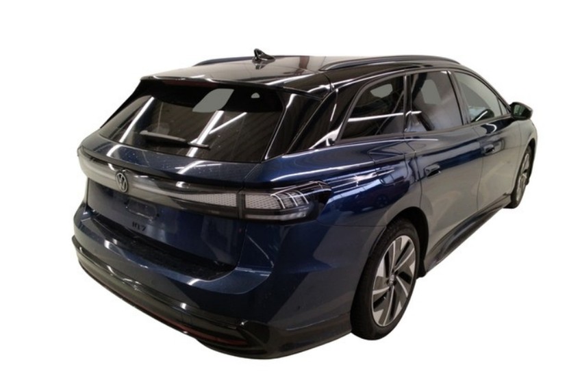 ID.7 Tourer Pro 210 kW/77kWh Black Style AHK IQ-Light Kamera