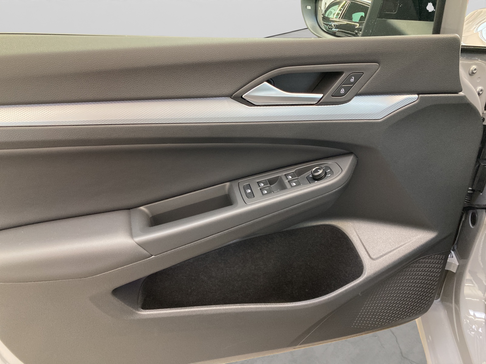 Golf 8 Variant eTSI DSG Energy ACC LED Navi Kamera