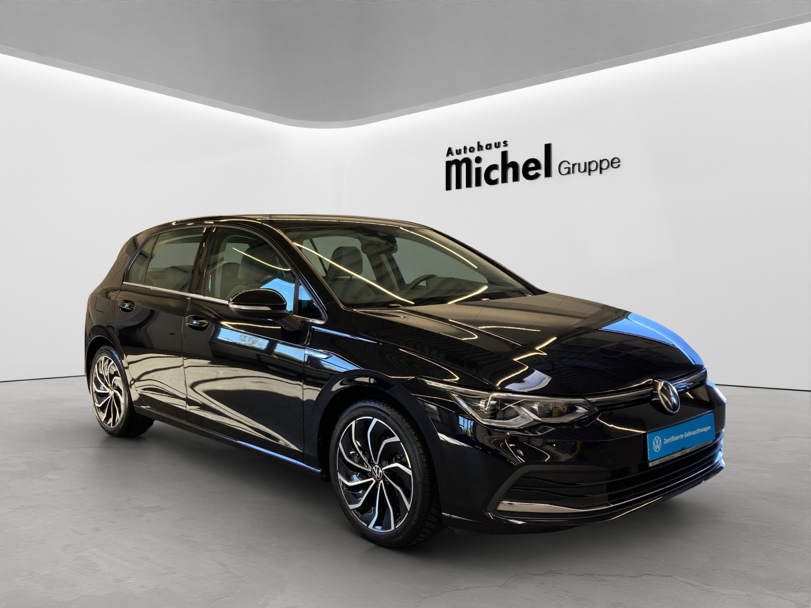 Golf 8 eTSI DSG Style IQ-Light Navi AHK Kamera