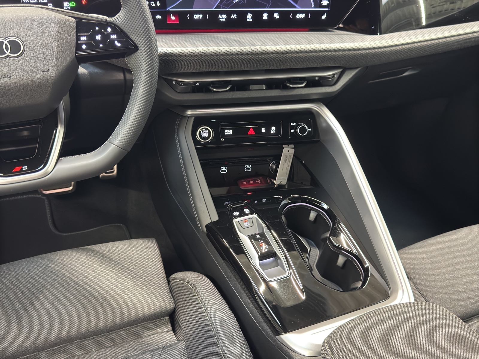 Q5 Sportback TDI quattro S line Black AHK Kamera Navi