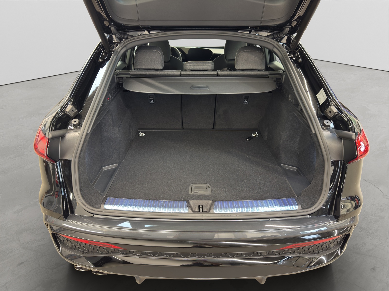 Q5 Sportback TDI quattro S line Black AHK Kamera Navi
