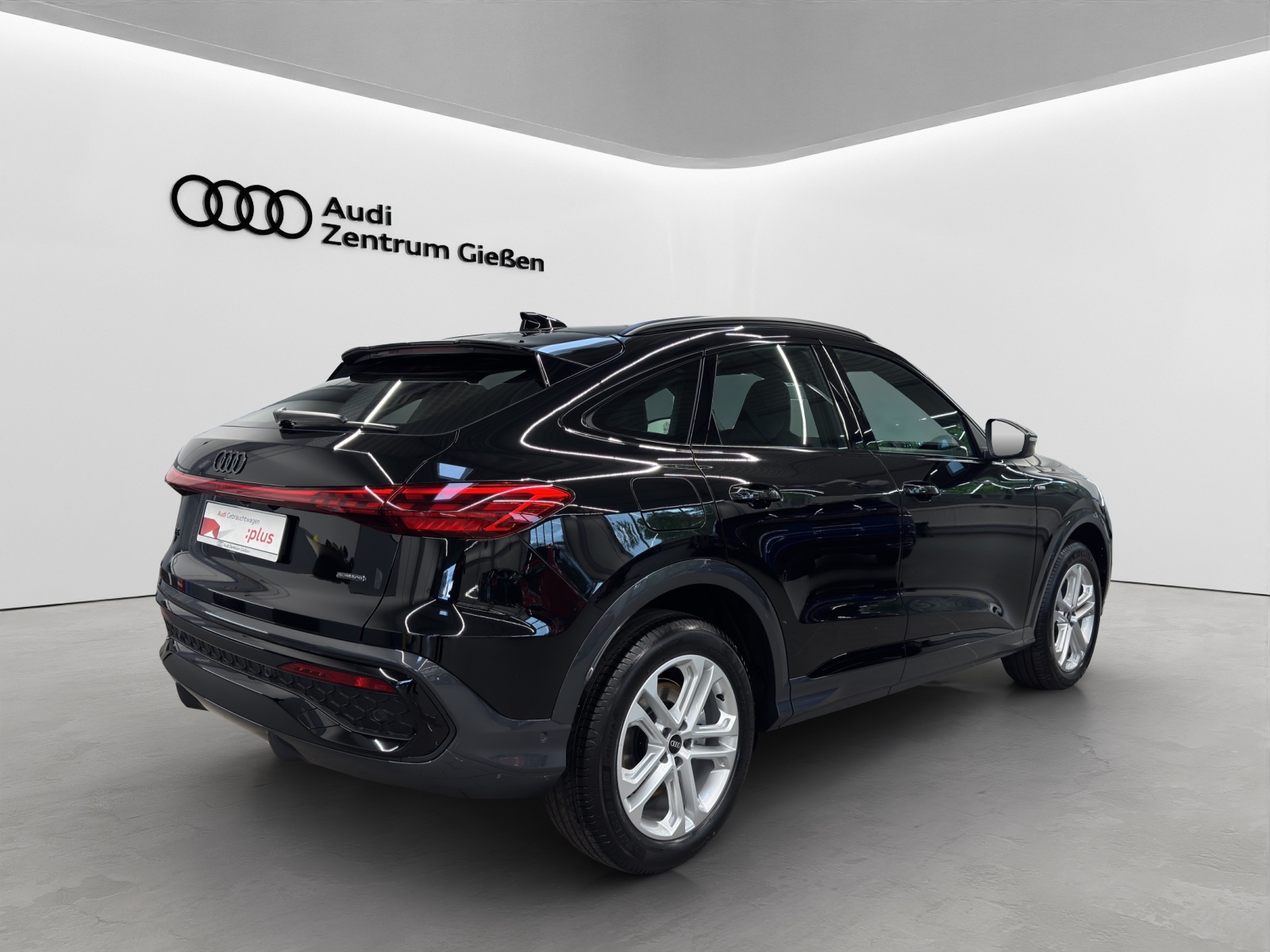 Q5 Sportback TDI quattro S line Black AHK Kamera Navi
