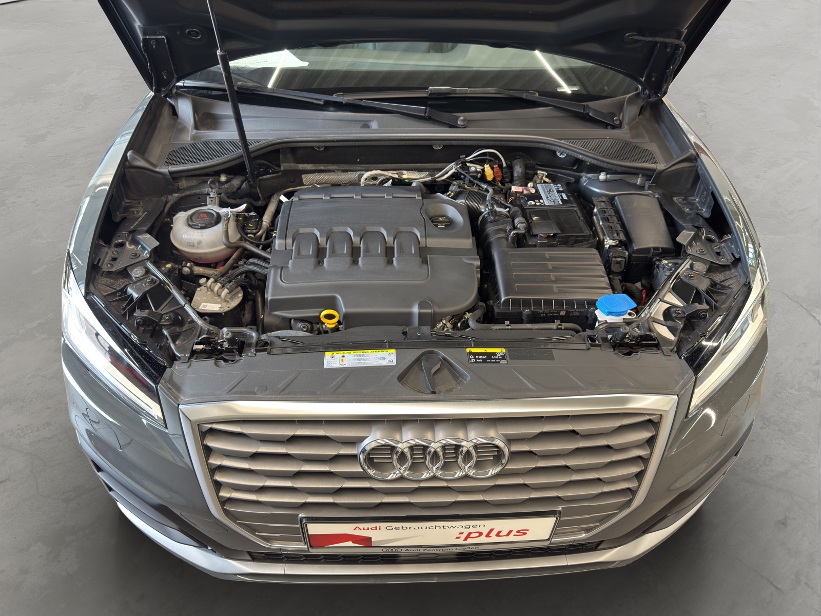 Q2 35 TDI S-tronic S line sport AHK Navi LED