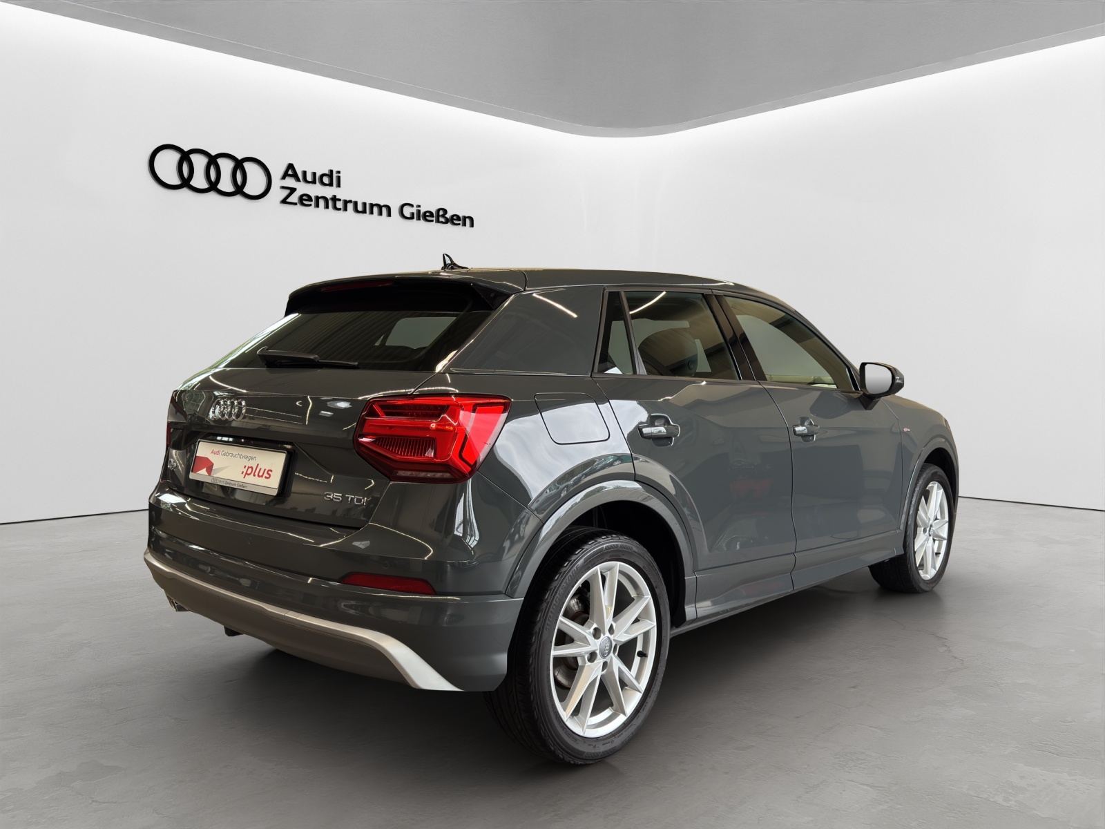 Q2 35 TDI S-tronic S line sport AHK Navi LED