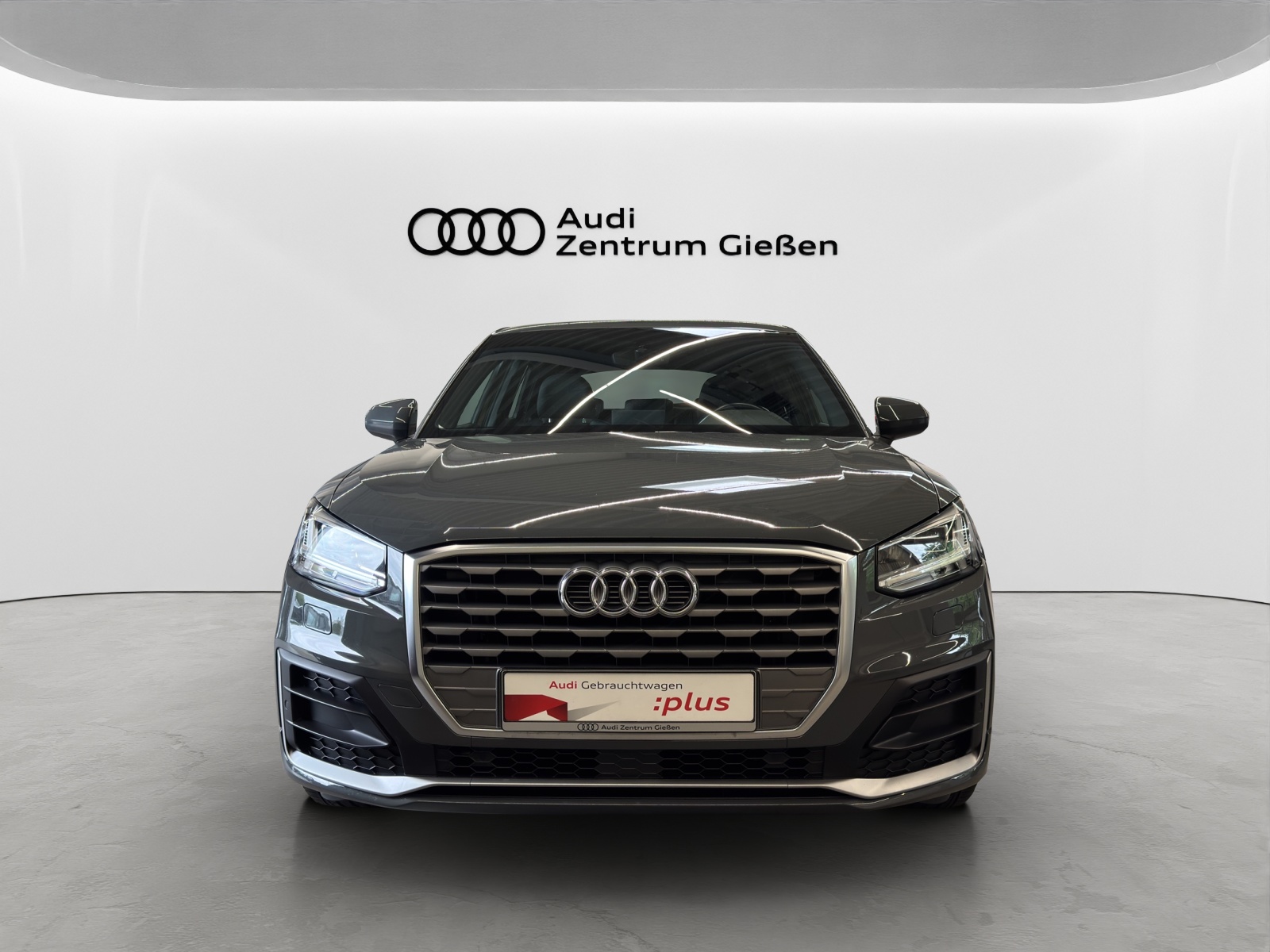 Q2 35 TDI S-tronic S line sport AHK Navi LED