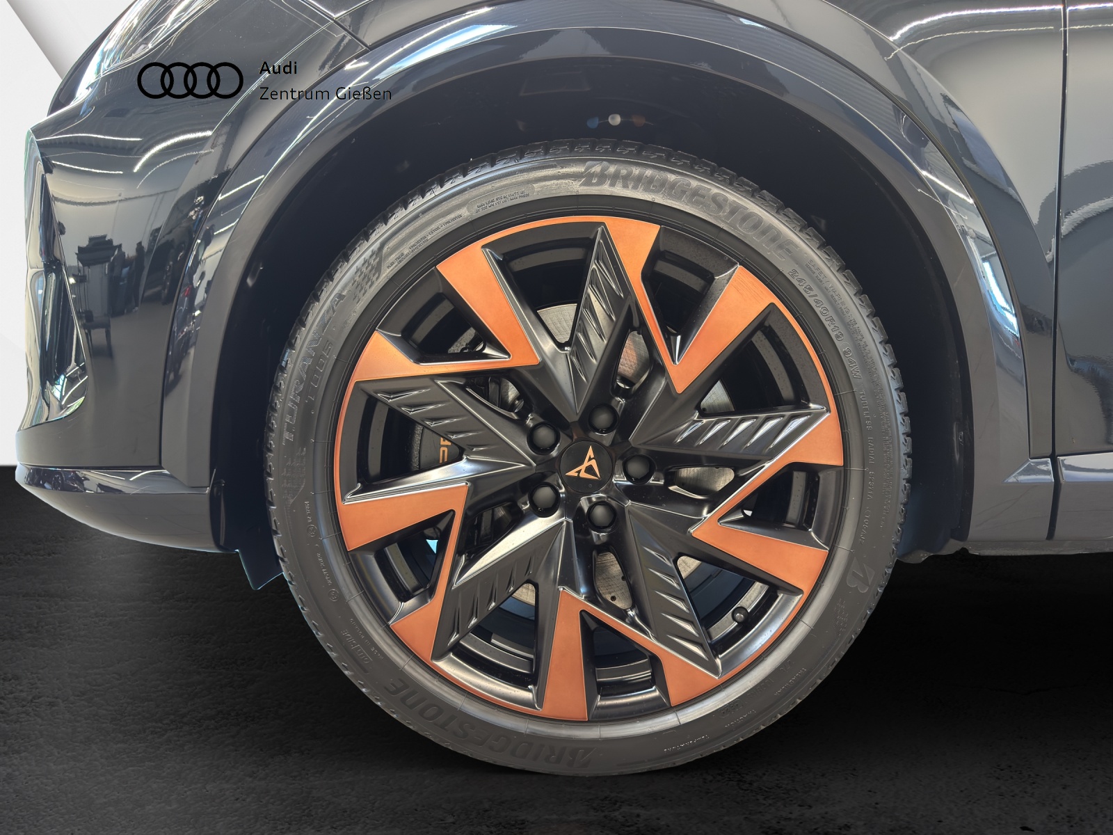 Formentor 2.0 TSI 4Drive DSG VZ PANO ACC DCC SANDSTORM