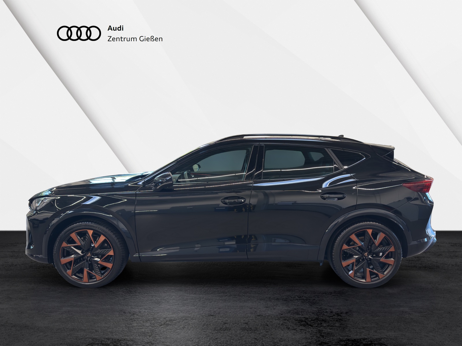 Formentor 2.0 TSI 4Drive DSG VZ PANO ACC DCC SANDSTORM