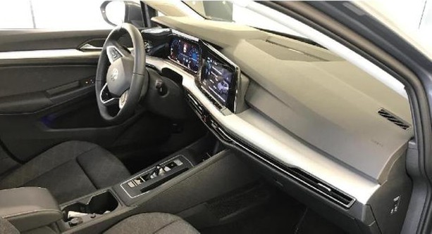 Golf 8 eTSI DSG Life
