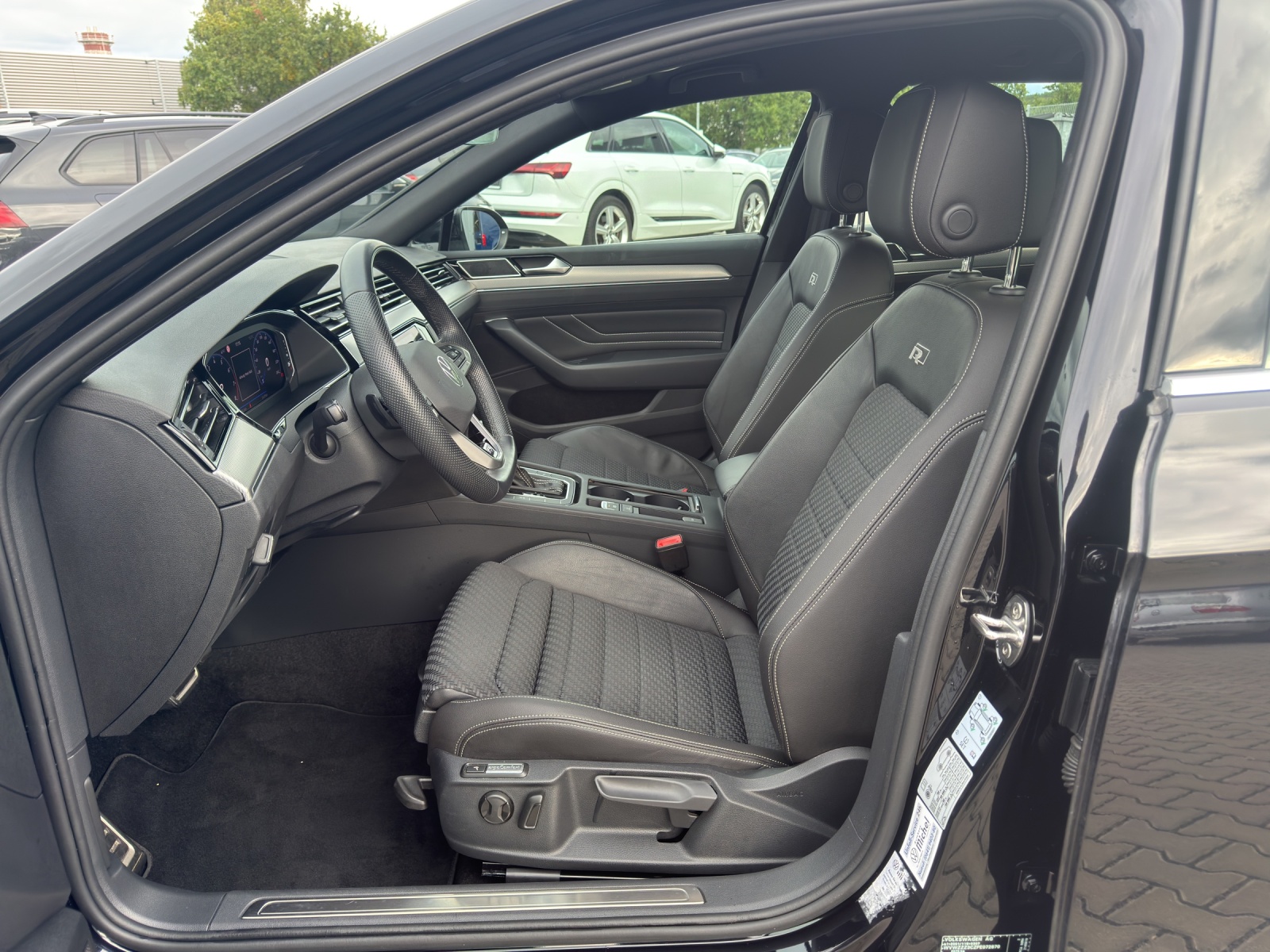 Passat Variant TSI DSG R-Line