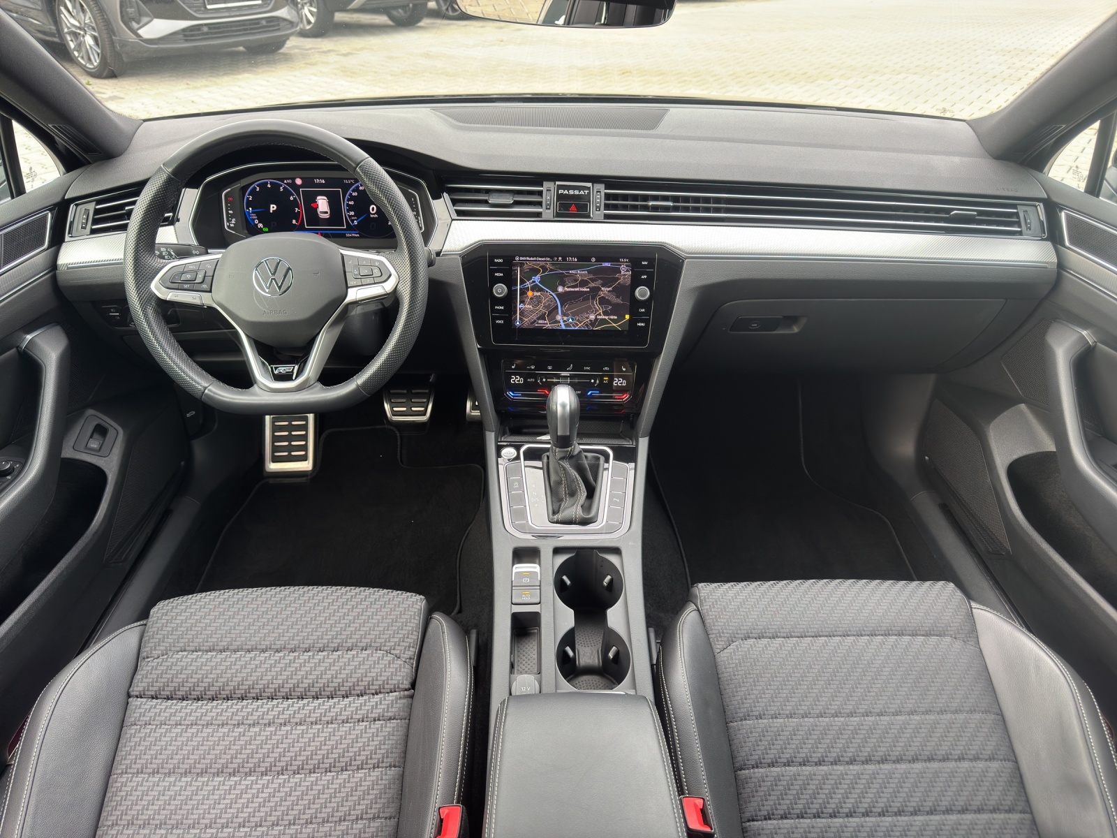 Passat Variant TSI DSG R-Line