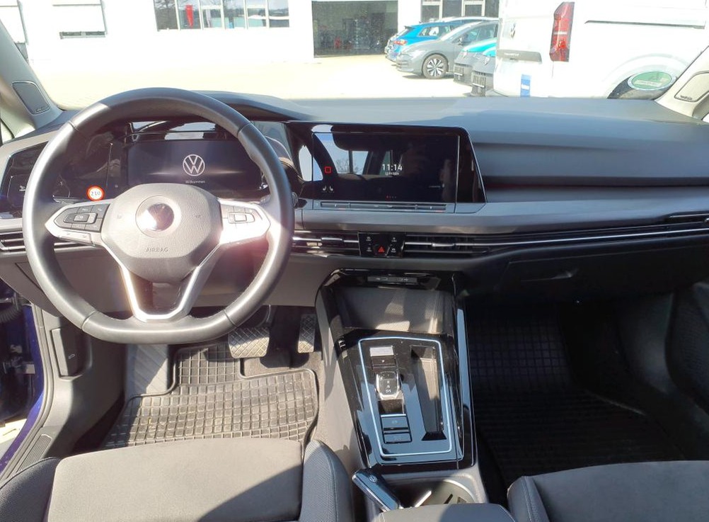 Golf 8 Variant TSI DSG Style LED-Plus Navi AHK ACC HarmannKardon