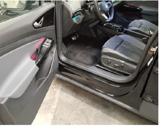 ID.4 Pro 210 kW/77kWh IQ-Light Pano DCC ErgoActive