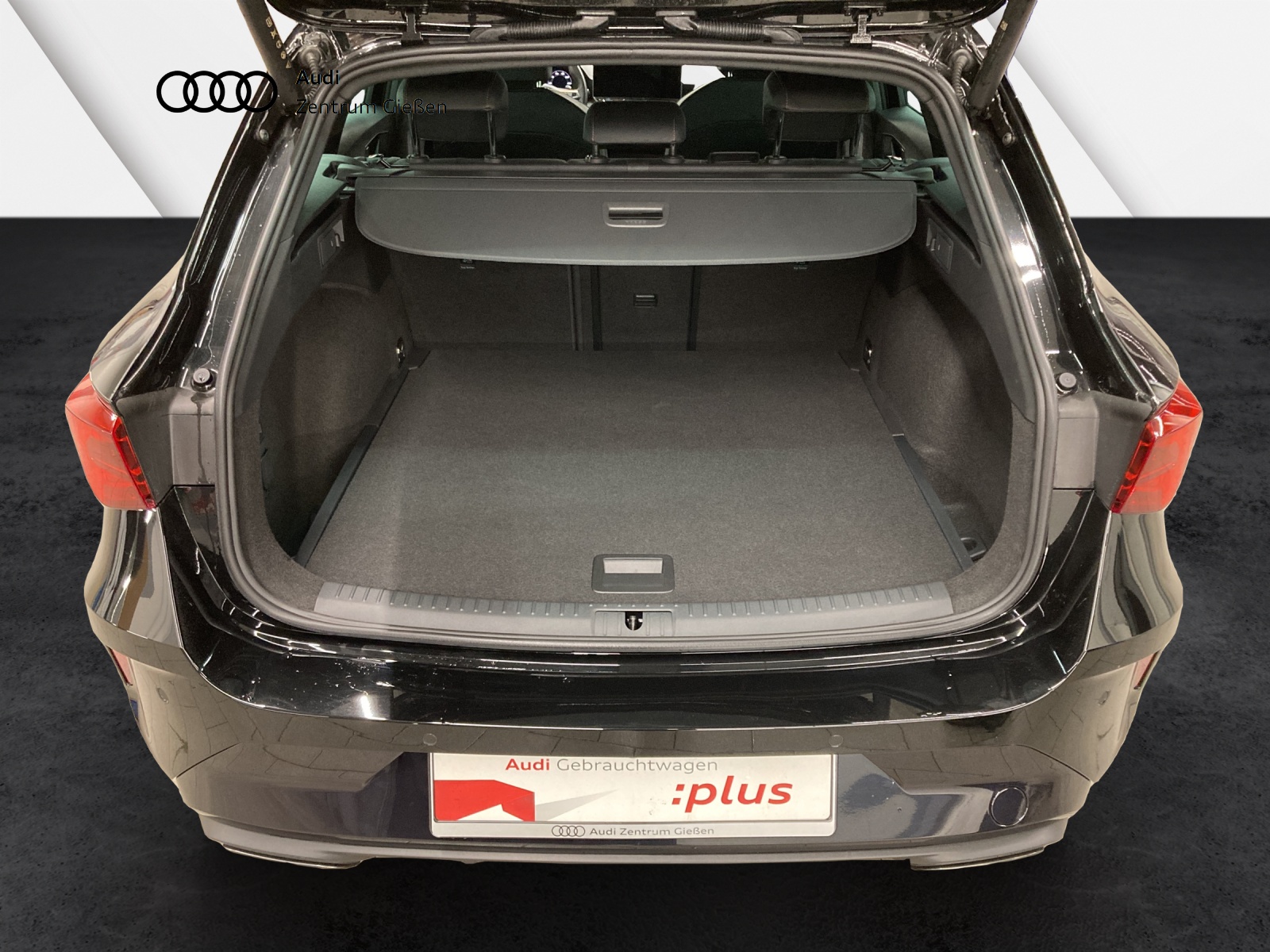 Leon Sportstourer 1.5 eTSI Edge AHK ACC Kamera