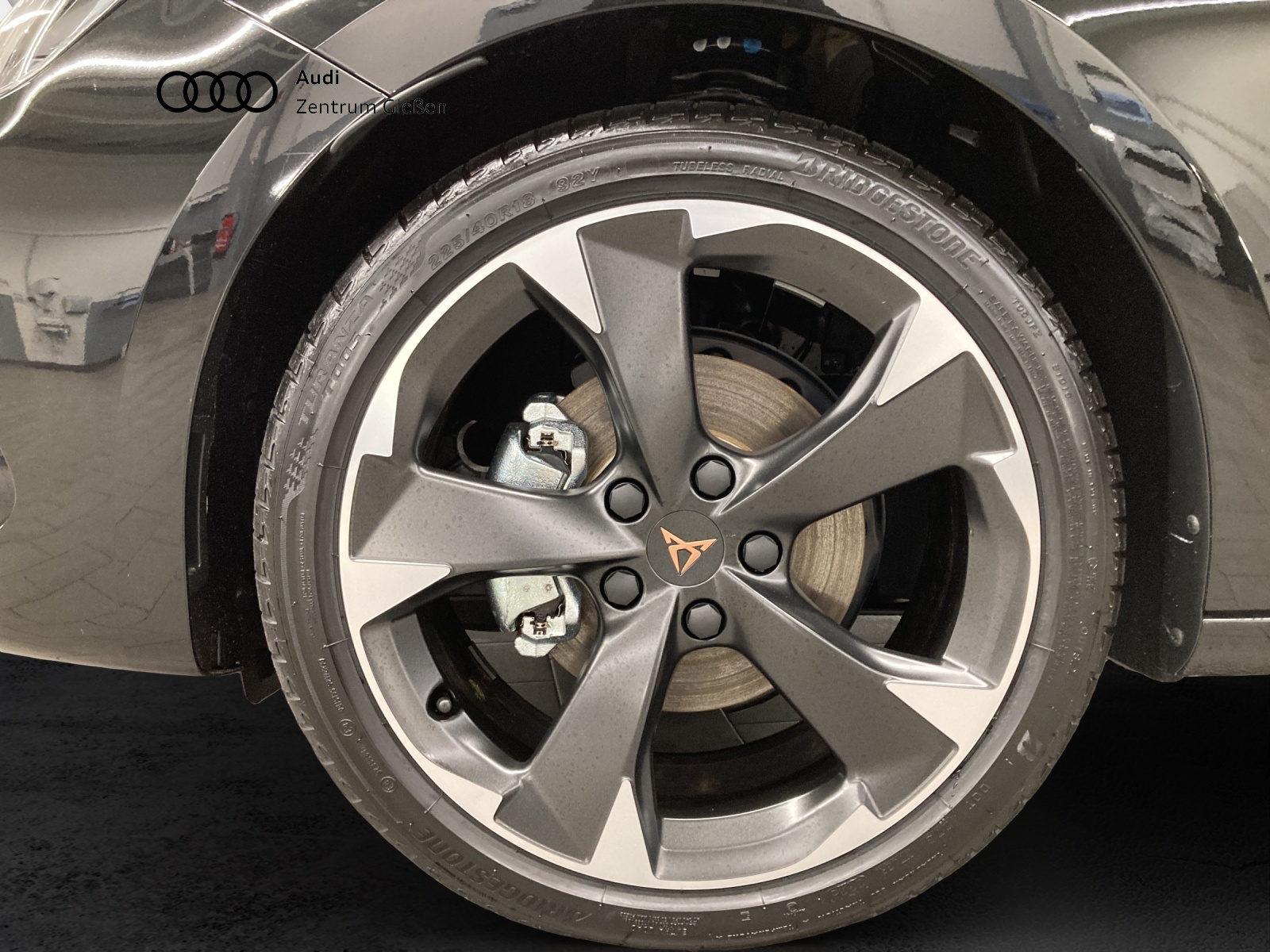 Leon Sportstourer 1.5 eTSI Edge AHK ACC Kamera