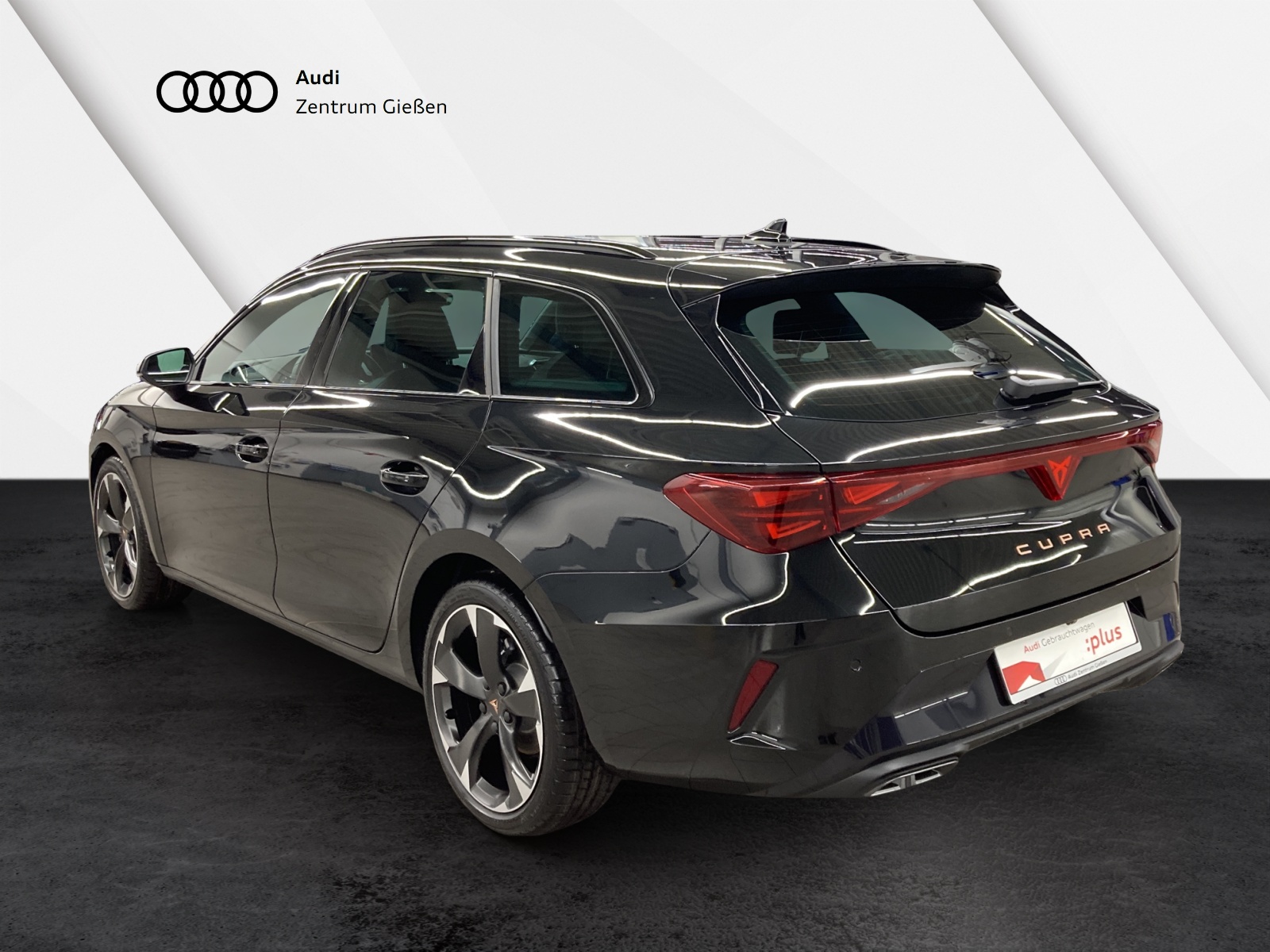 Leon Sportstourer 1.5 eTSI Edge AHK ACC Kamera