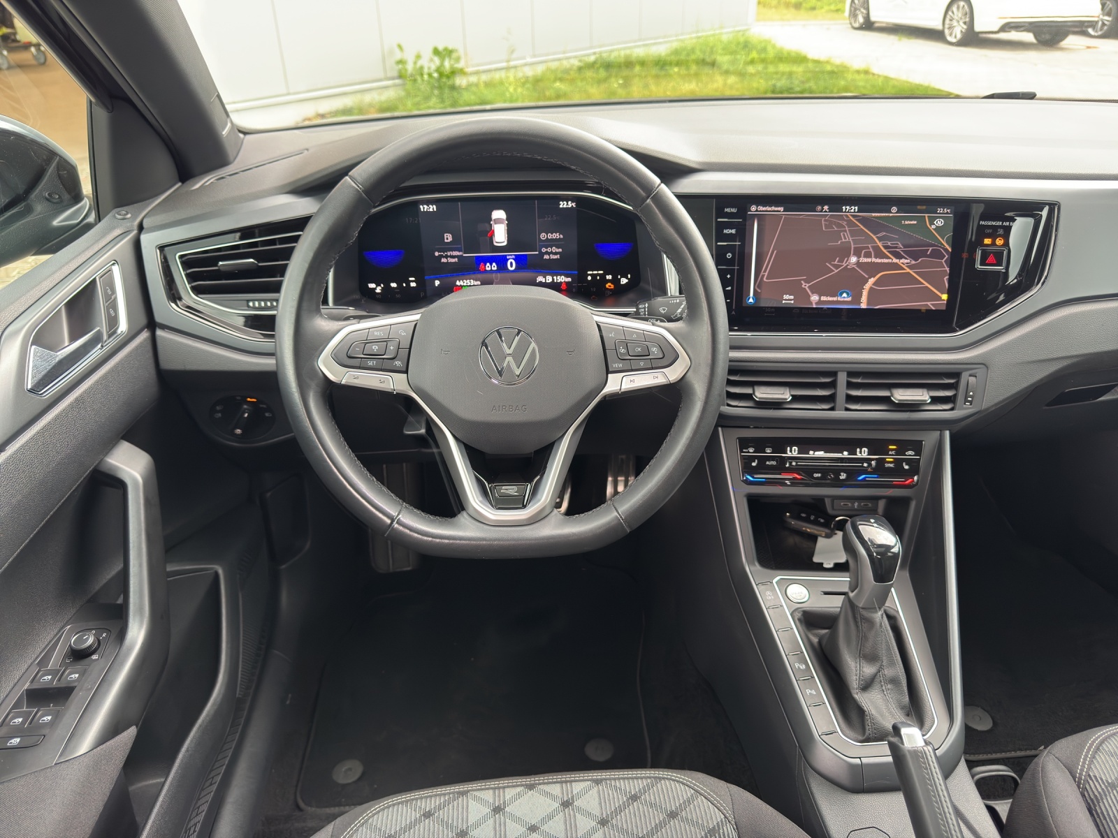 Taigo TSI DSG R-Line IQ-Light Panodach