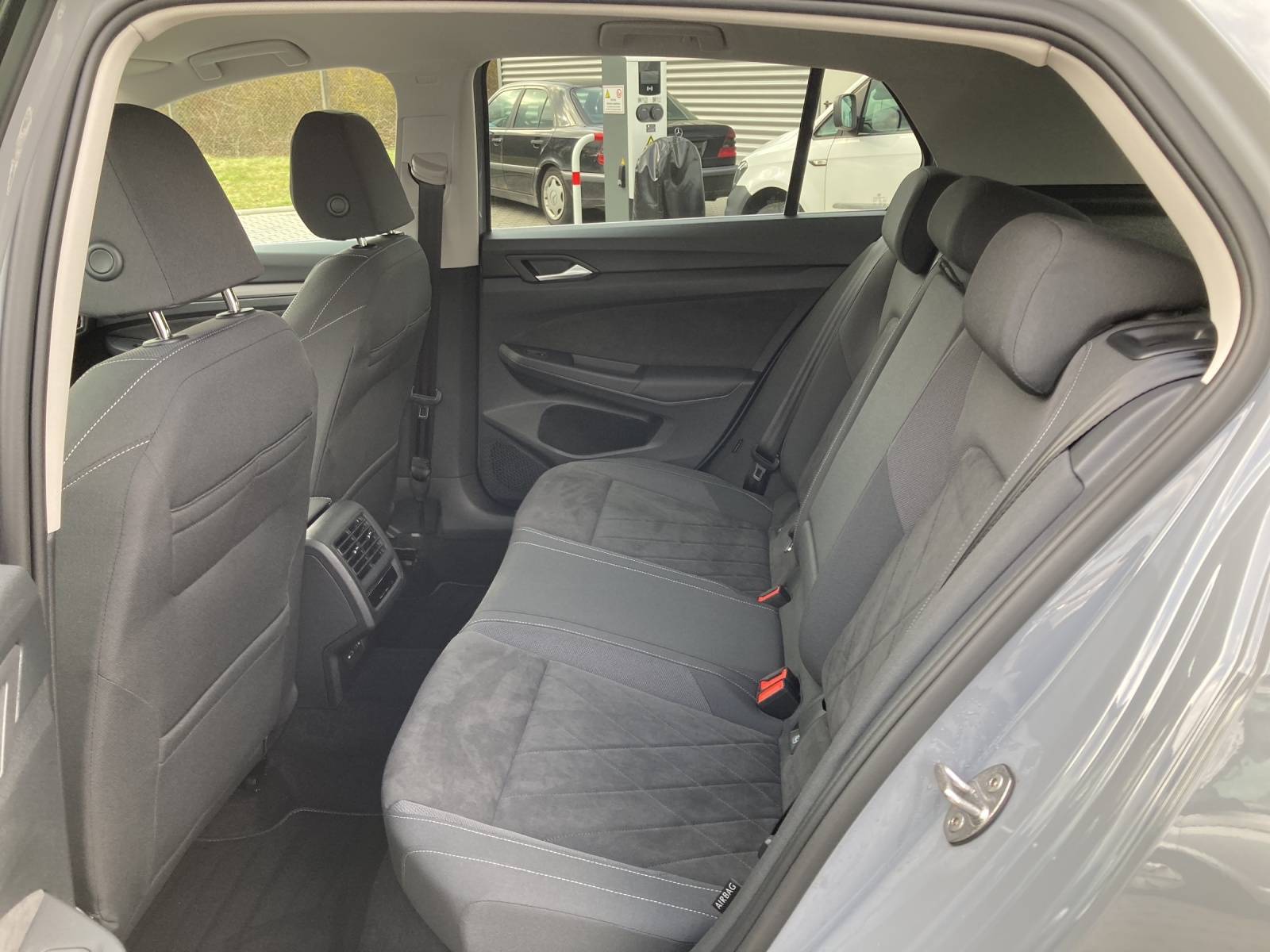 Golf 8 eTSI DSG Style LED-Plus ErgoActive Kamera Navi