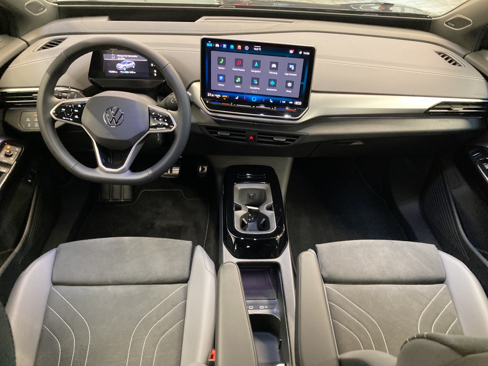 ID.4 Pro 210 kW/77kWh Infotain-Paket Ergositz IQ-Light