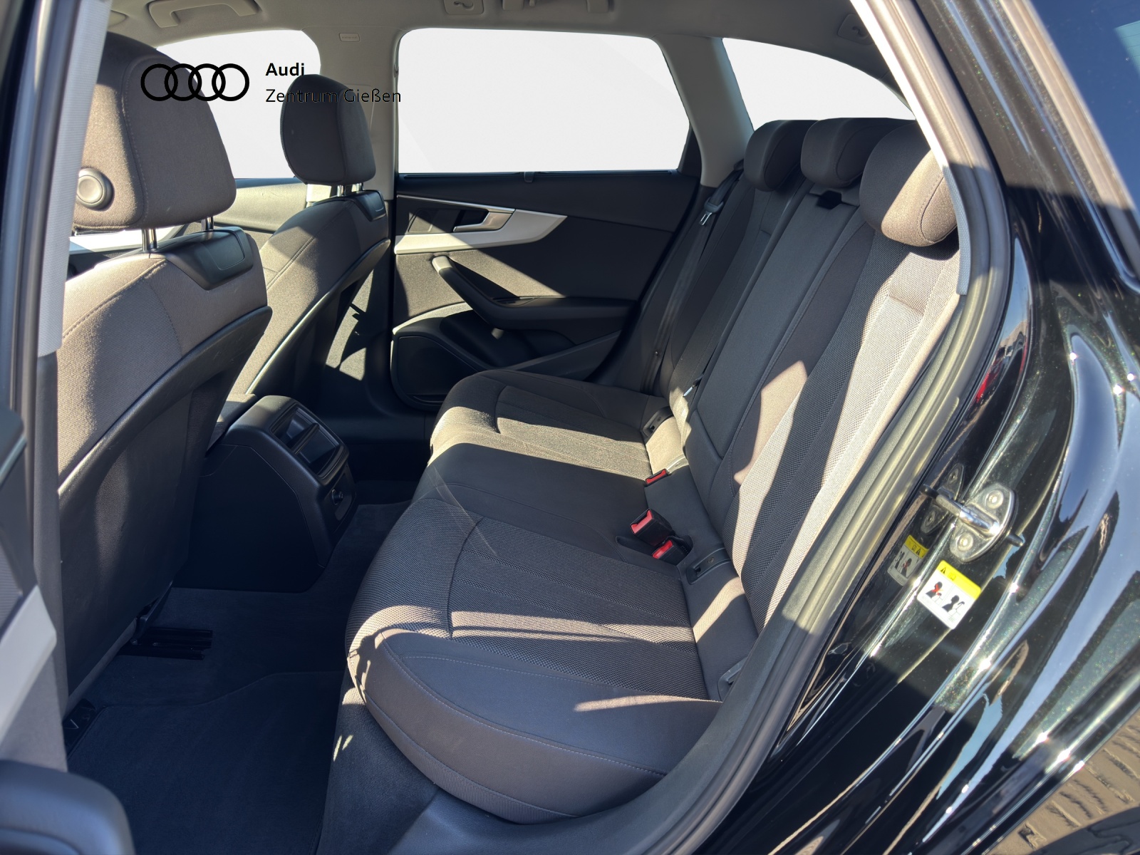 A4 Avant 35 TFSI S-tronic basis Businesspaket Navi