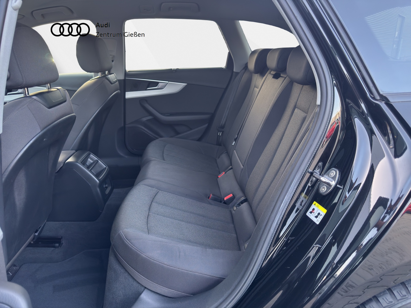 A4 Avant 35 TFSI S-tronic basis Businesspaket Navi