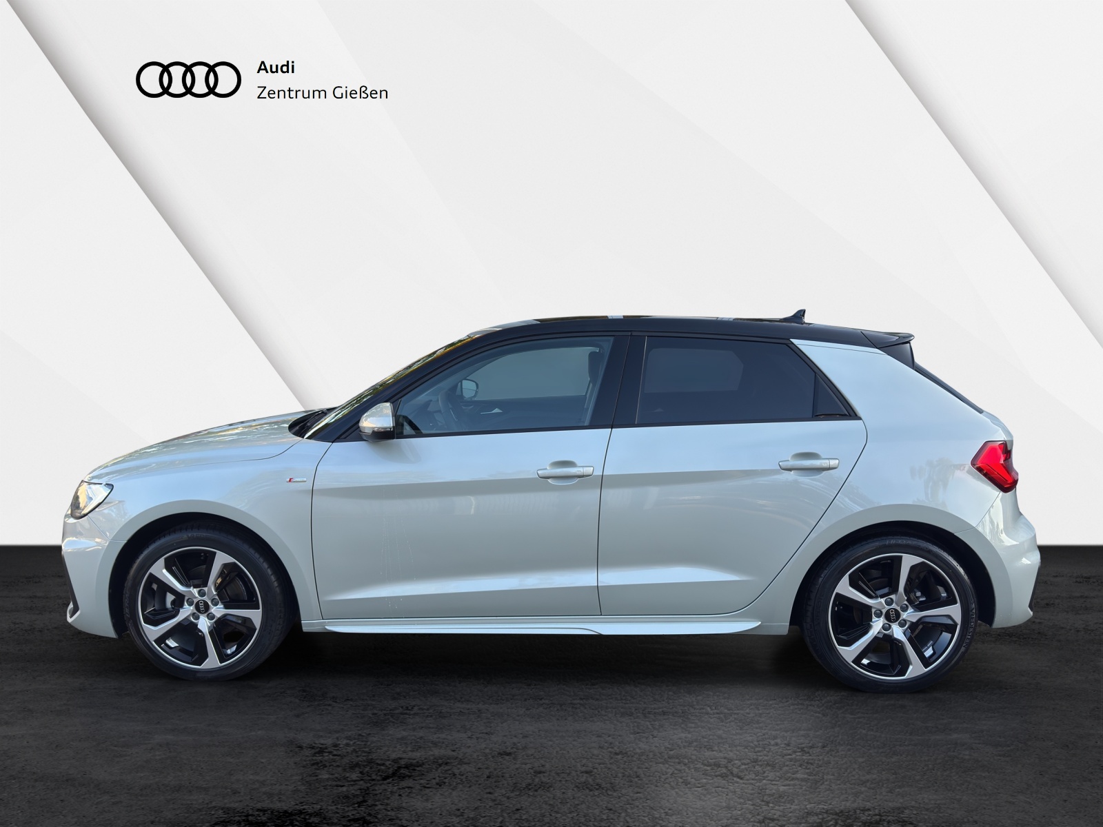 A1 Sportback S line 30 TFSI 85kW Schaltgetriebe UPE 32955 Einparkhilfe plus, LED Scheinwefer, Infotainmentpaket plus