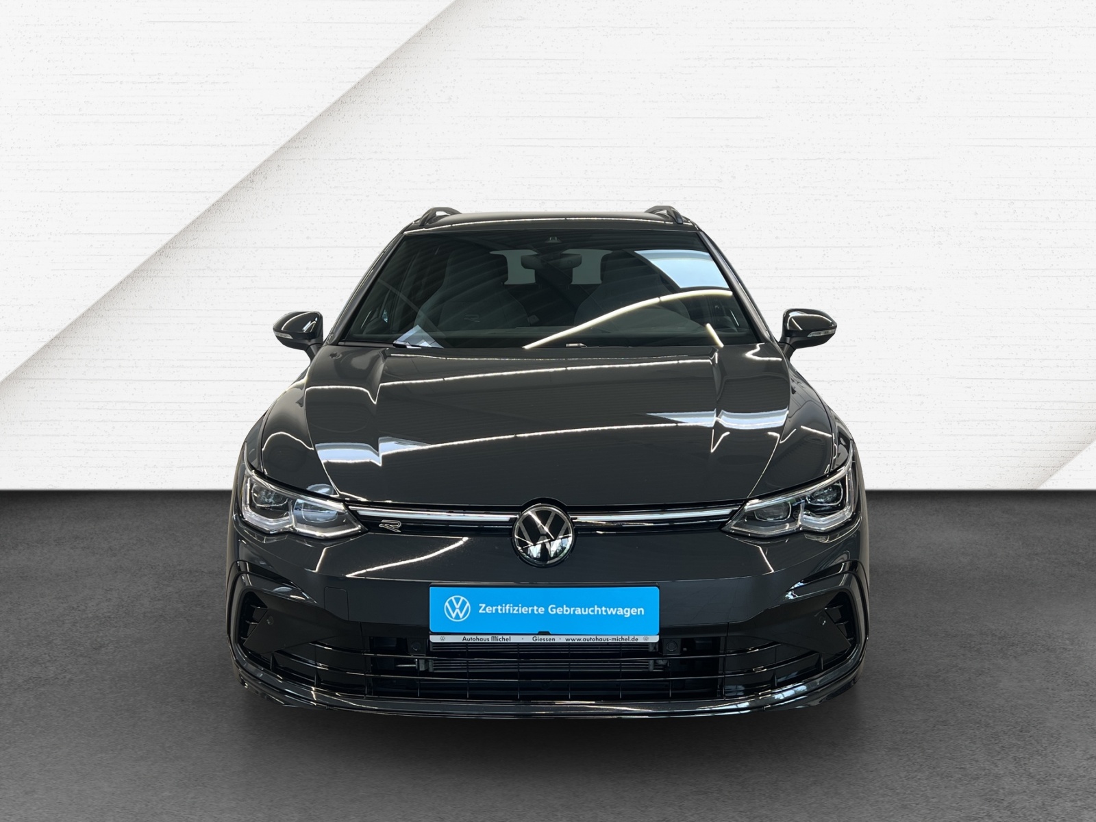Golf VIII Variant 1.5 eTSI DSG R-Line IQ-Light Navi Alu-18Zoll Harmann-Kardon