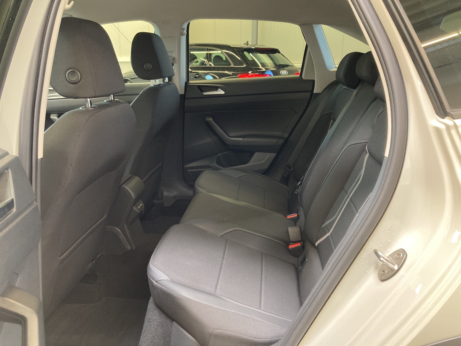 Taigo 1.0 TSI Style IQ-Light TravelAssist Navi Alu-18Zoll