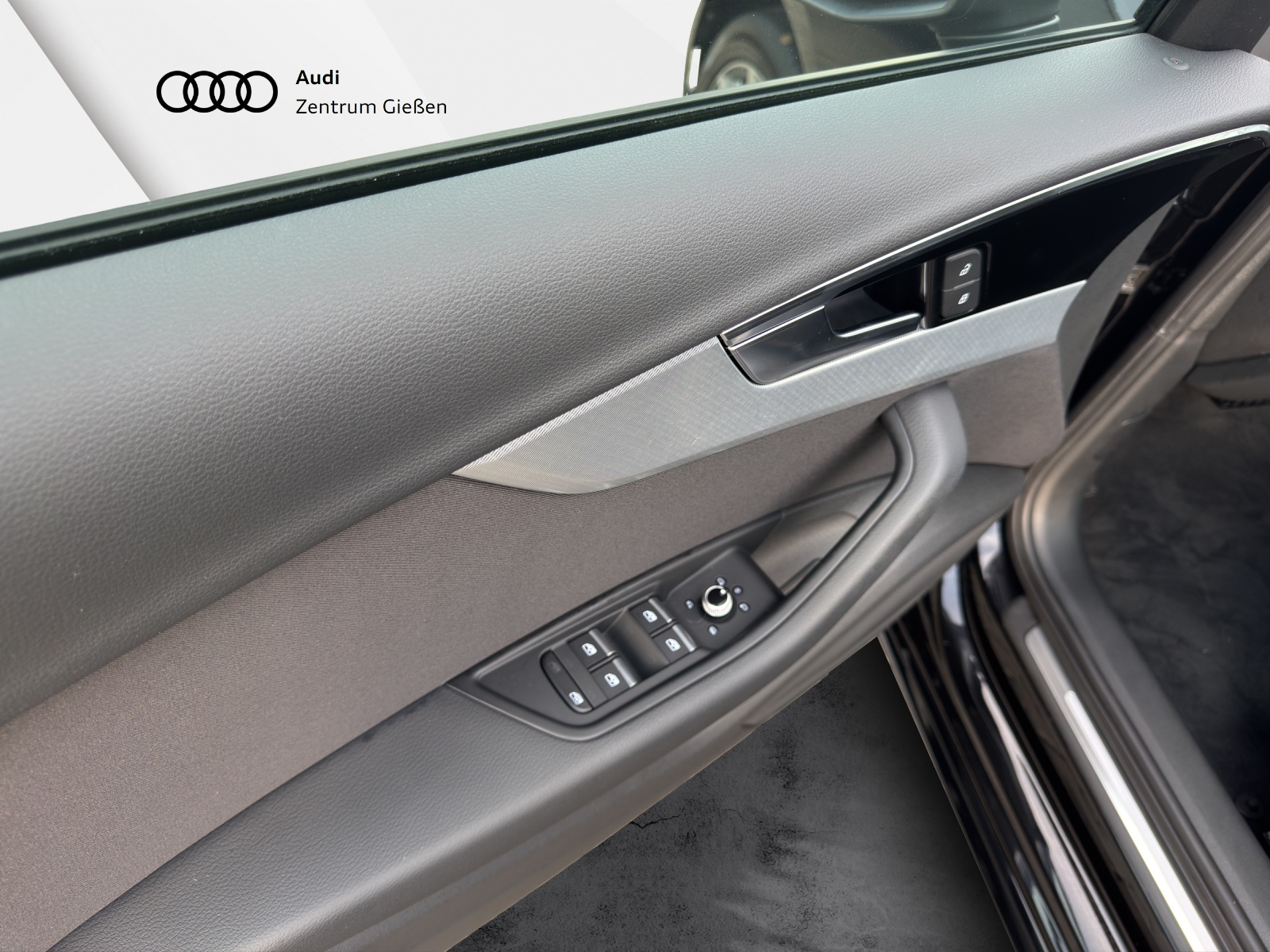 A4 Lim. 35 TFSI advanced Assist Tour Navi