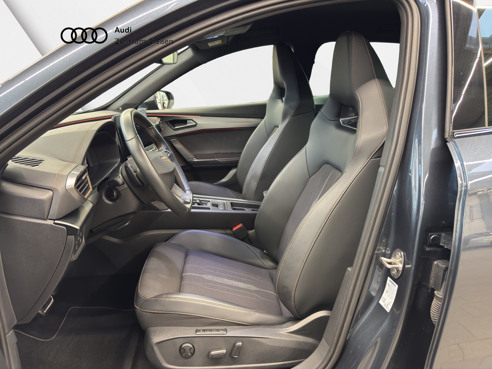 Formentor 2.0 TSI DSG VZ ACC DCC BEATS LED NAVI KAMERA