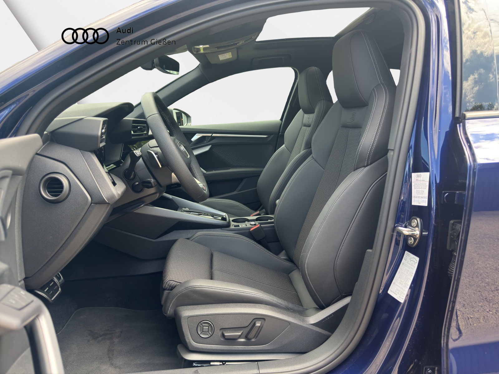 A3 Sportback 35 TDI S line Black HuD MATRIX PANO